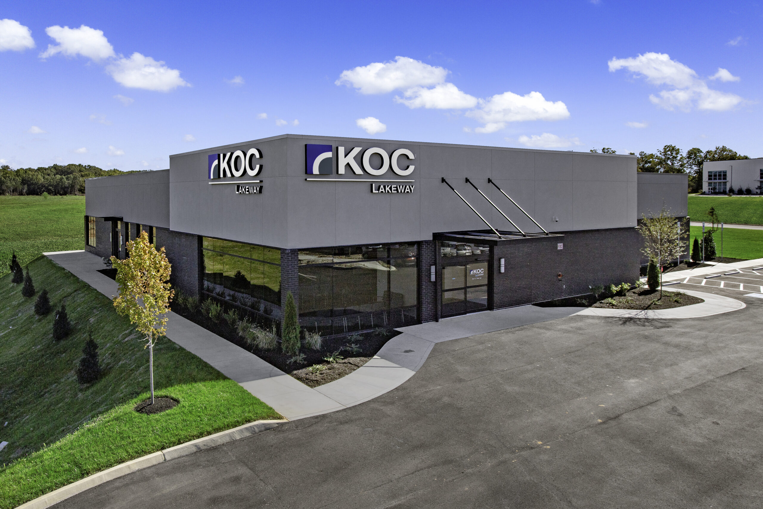 Featured image for “Knoxville Orthopaedic Clinic celebrates opening of KOC Lakeway office”