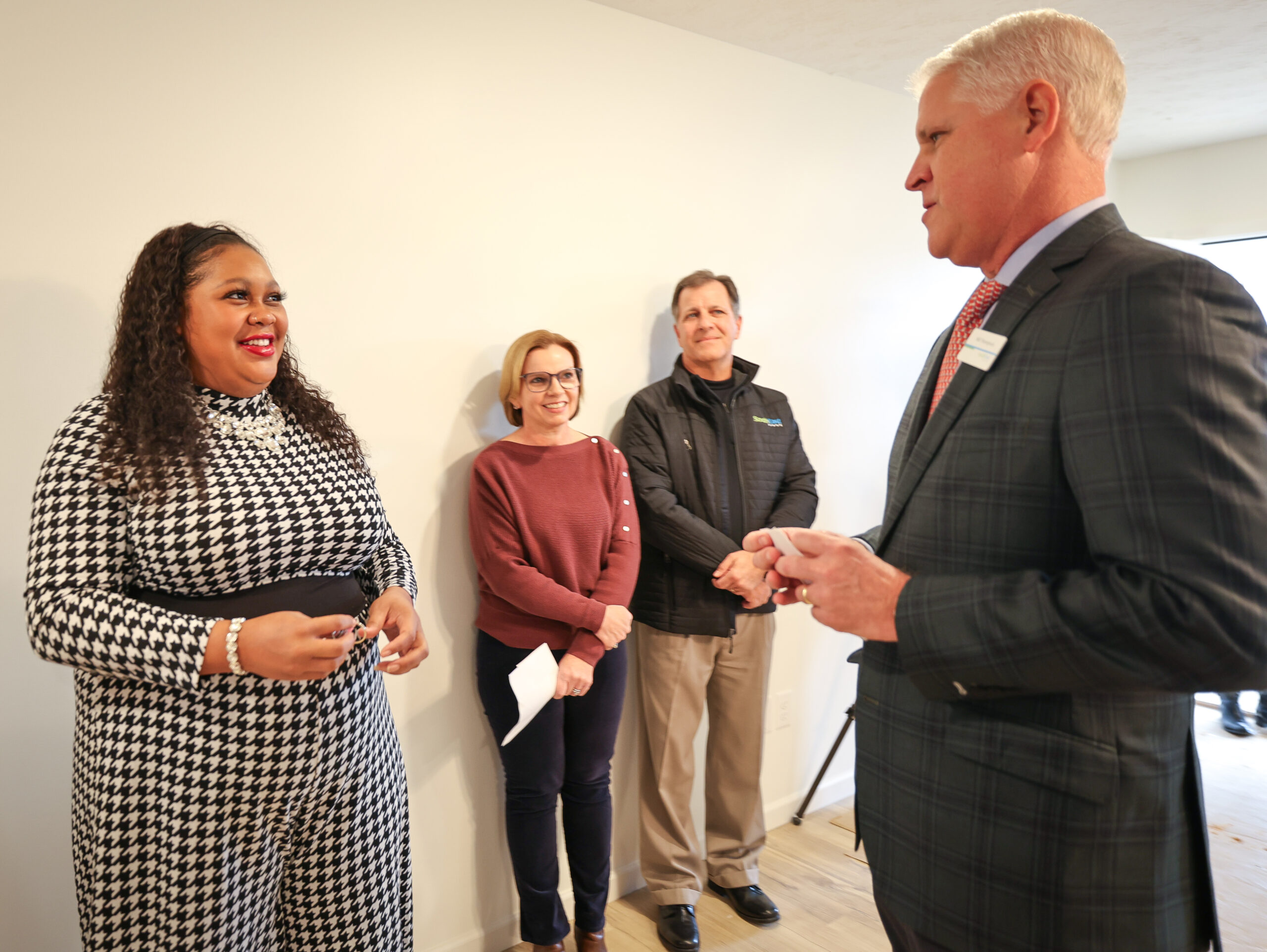 Featured image for “Local family unlocks new home with support from SouthEast Bank and Knoxville Habitat for Humanity”